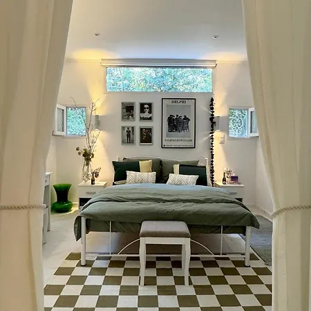 Vila Gardenhouse Rafína Exteriér fotografie
